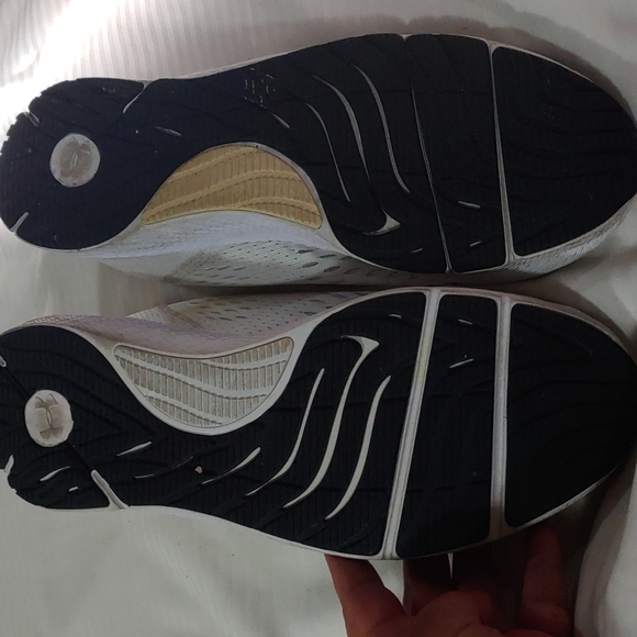 Underarmor Men's UA Charged Pursuit 2 Running Shoes - Picture 6 of 8